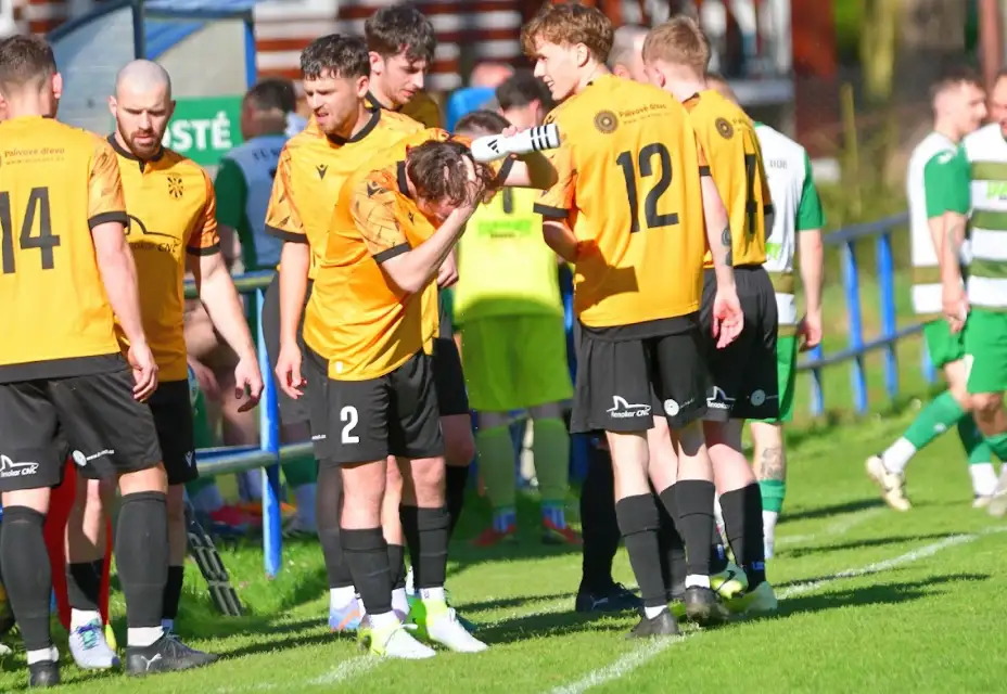 A - Bodová šňůra skončila porážkou v derby proti Novému Boru!