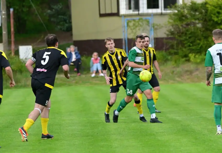 FKS - FC Nový Bor 6:5 
